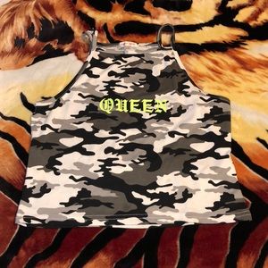 Camo black and white top